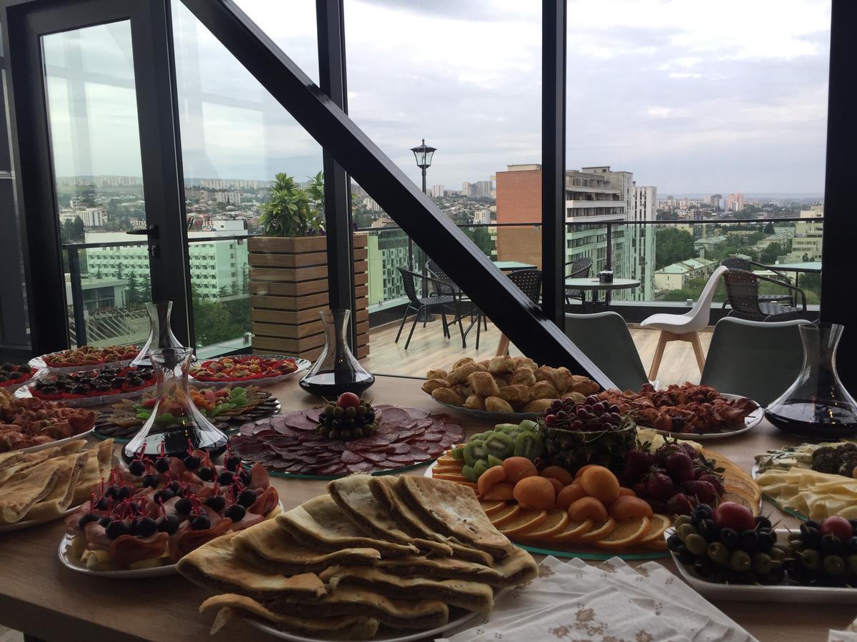 Hotel Grand View In Тбилиси Екстериор снимка