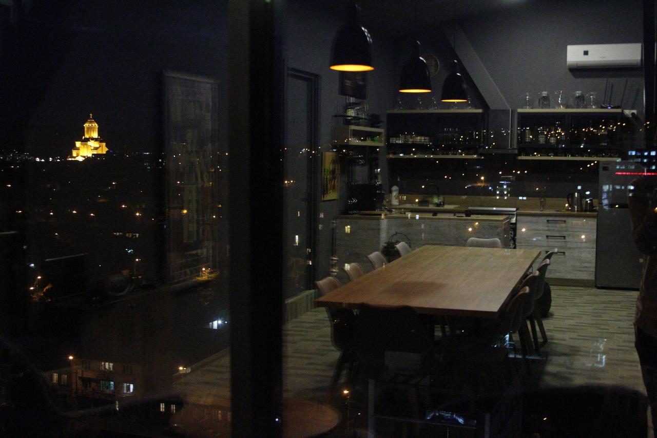 Hotel Grand View In Тбилиси Екстериор снимка