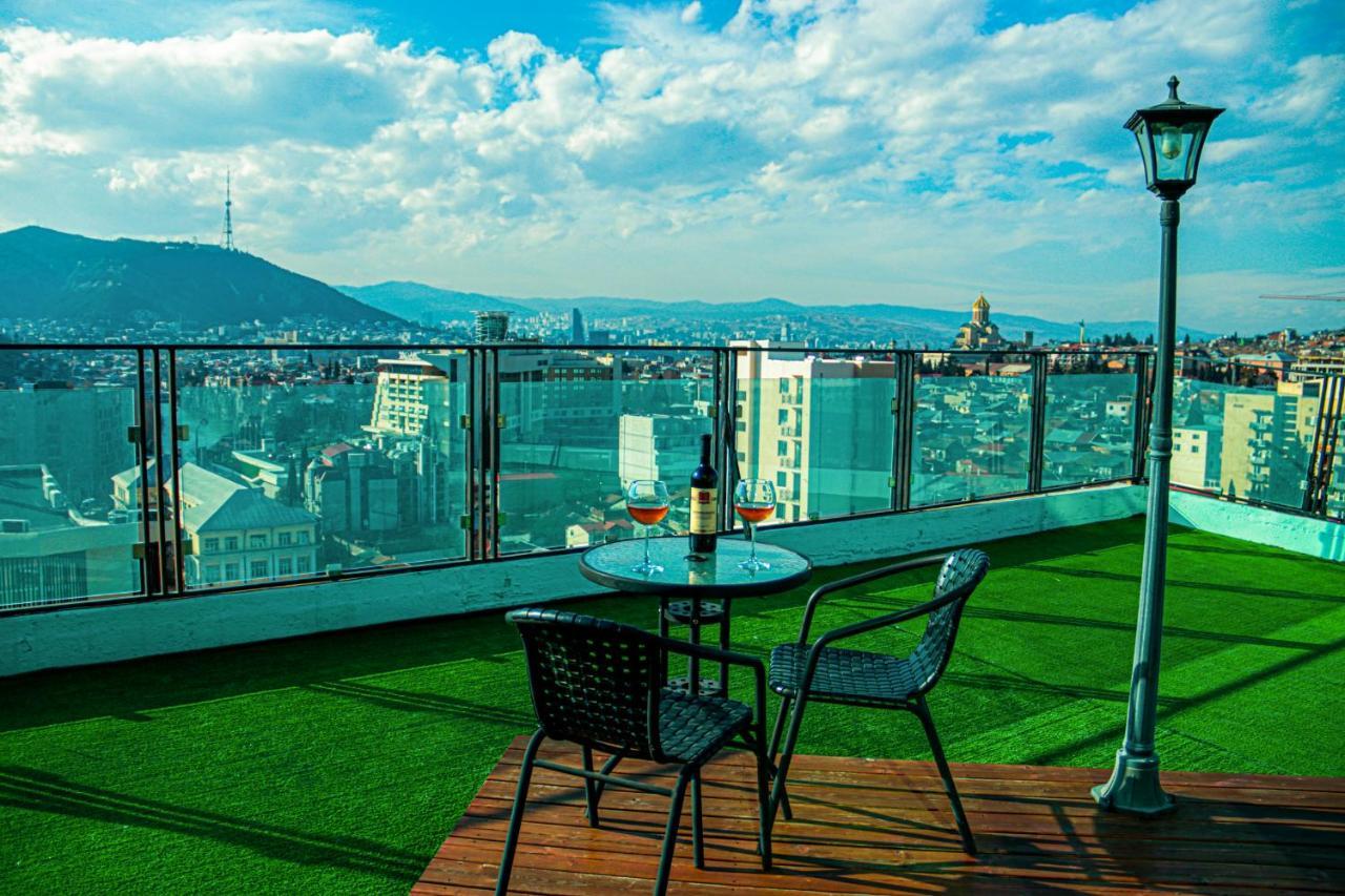Hotel Grand View In Тбилиси Екстериор снимка